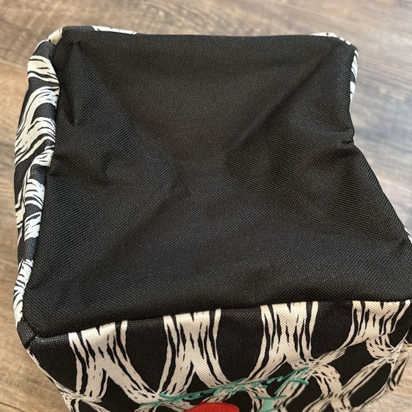 Thirty One Creative Caddy‎ with Embroidery in Black Links Pattern - Picture 4 of 6